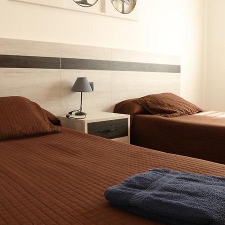 Pension Albergue Gonzar 포르토마린 외부 사진